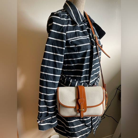 DOONEY & BOURKE- vintage Equestrian All Weather Leather Crossbody Bag - Picture 1 of 7